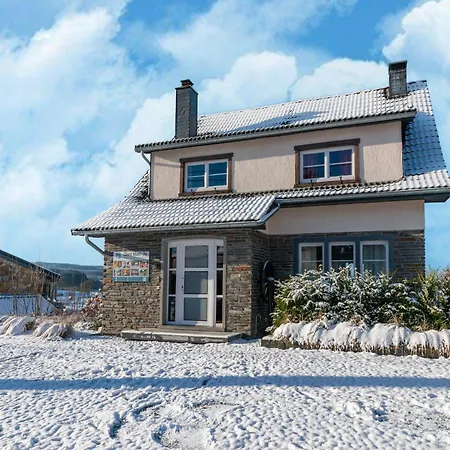 Villa In The Coo Region With Relaxation Area, Cleaning Included Trois-Ponts